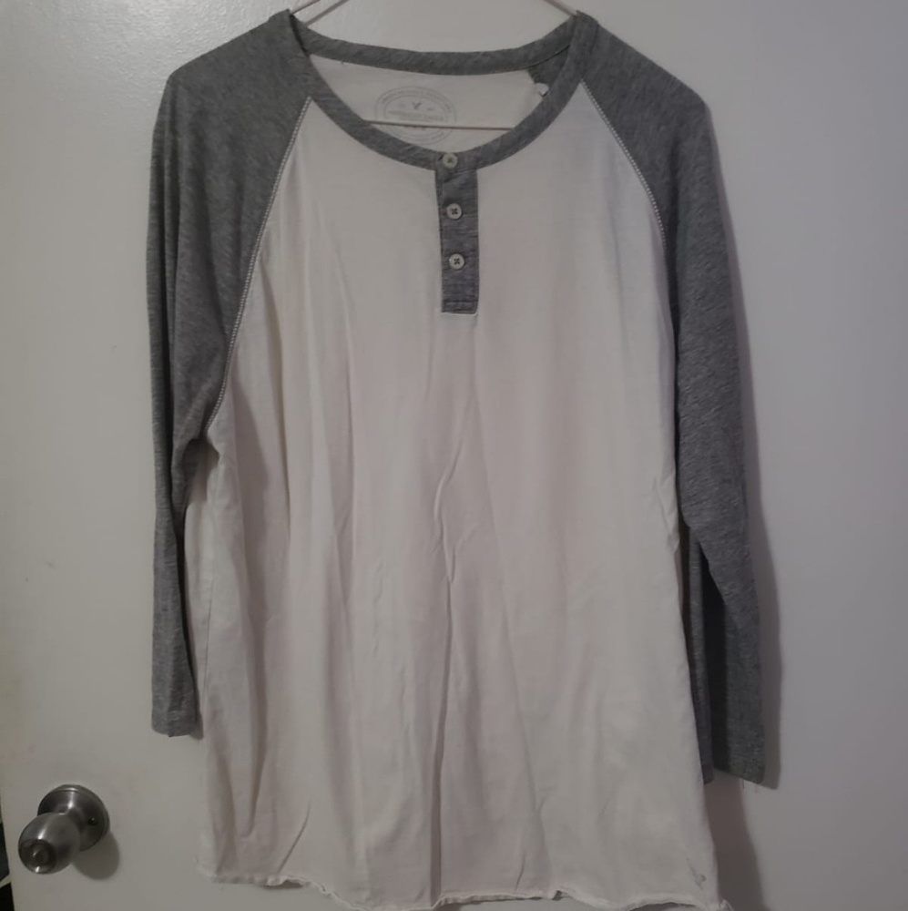 American eagle 3/4 sleeves shirt